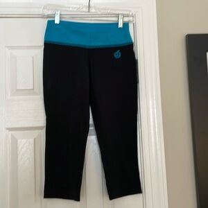 Green Apple Capri Leggingsngs